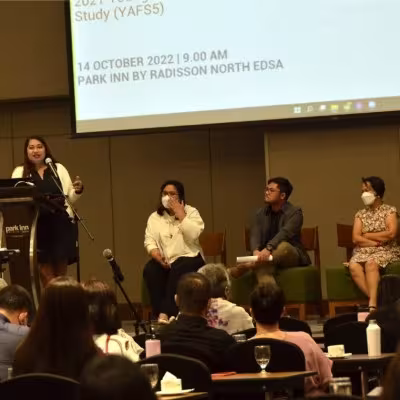 Speaker and panelists at the YAFS5 national dissemination forum